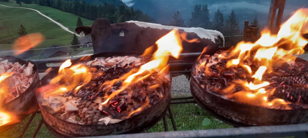 Sonnwendfeier 2024 auf der Bergbundhütte